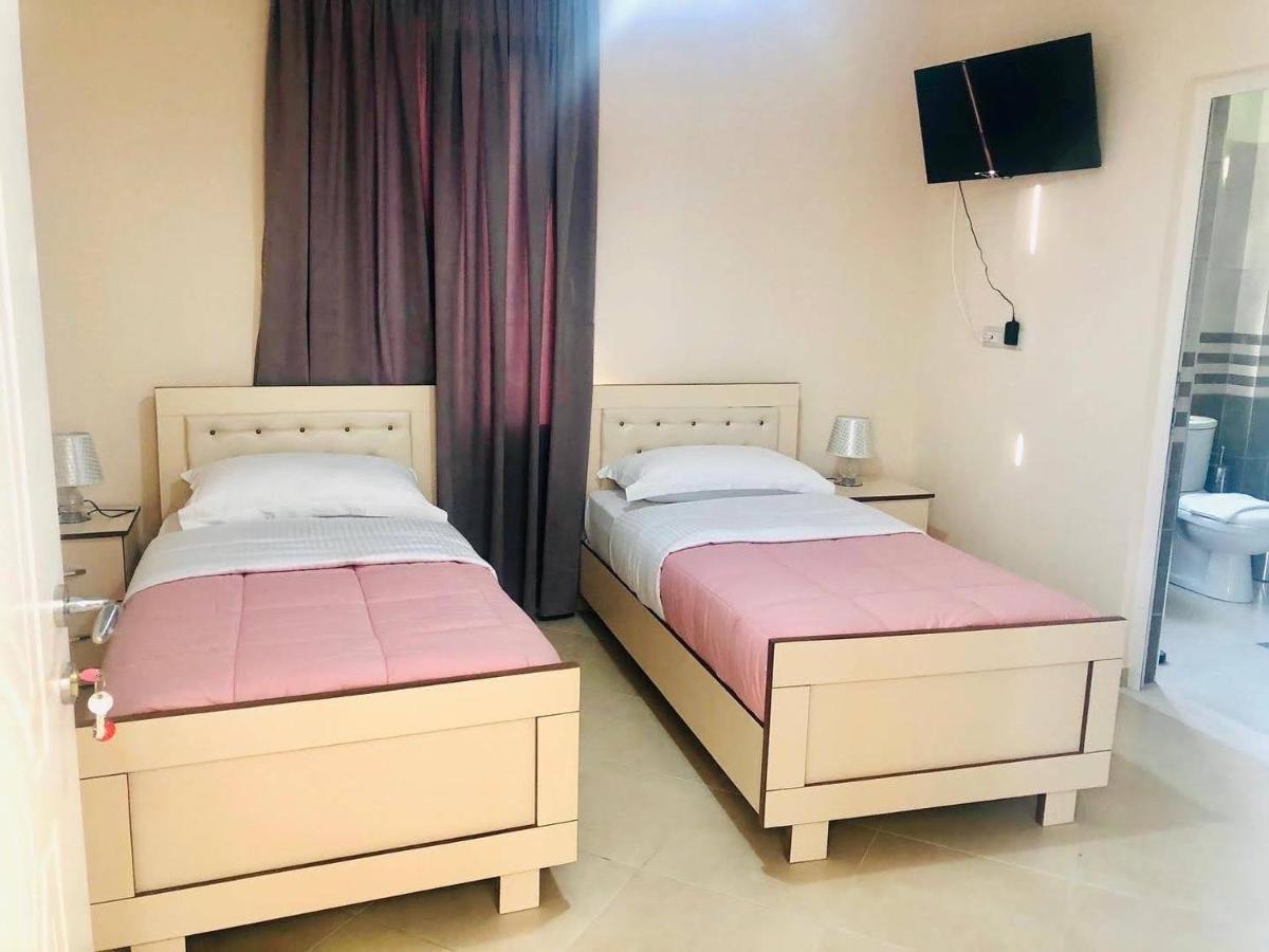 R Hotel Zhaban Eksteriør billede