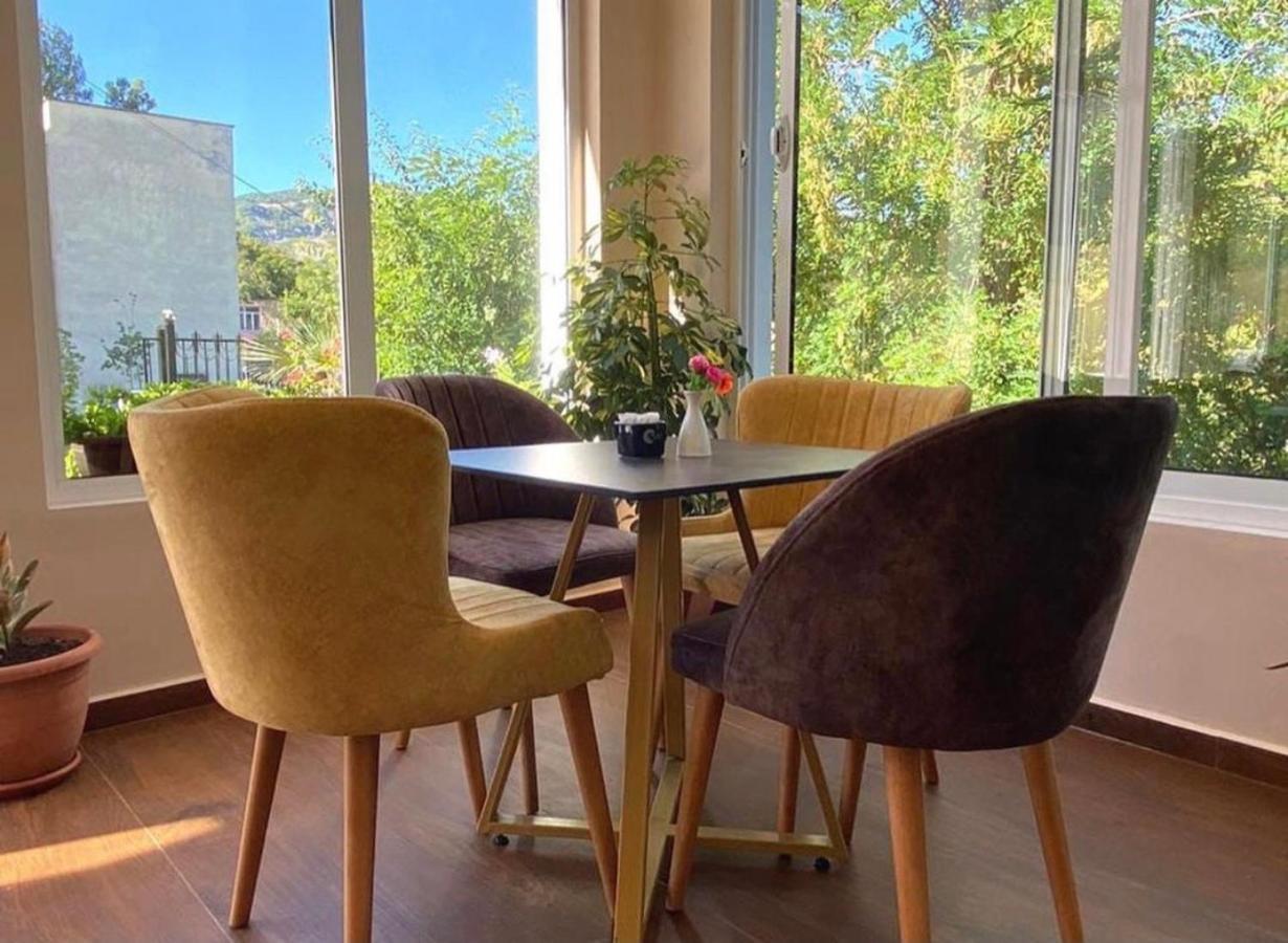 R Hotel Zhaban Eksteriør billede