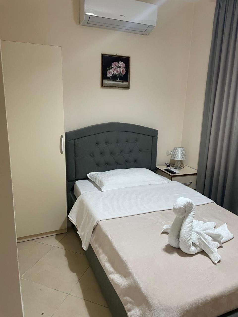 R Hotel Zhaban Eksteriør billede